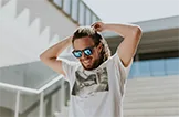围绕便捷服务入口，直达核心功能。，多多28持续打磨更优质的服务。 - 多多28